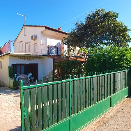 Apartments Luciano 1576 Ližnjan Exterior foto
