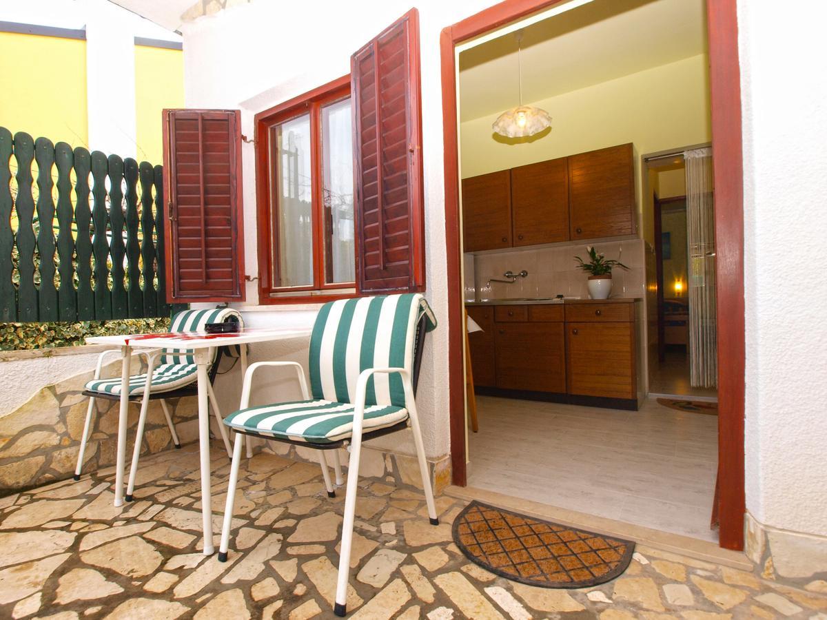 Apartments Luciano 1576 Ližnjan Exterior foto